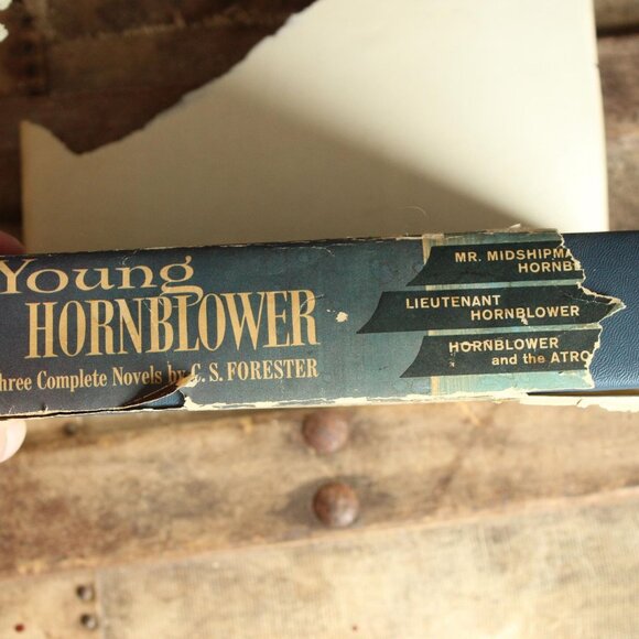 Vintage 1950s Book, "Young Hornblower", C.S. Forester, Three Complete Novels - Picture 5 of 10